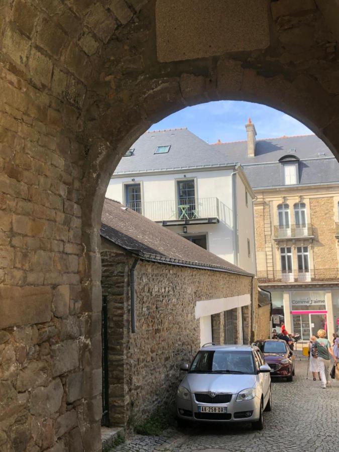 Vue Sur Remparts - Coeur De Vannes- 2Ch Exterior photo
